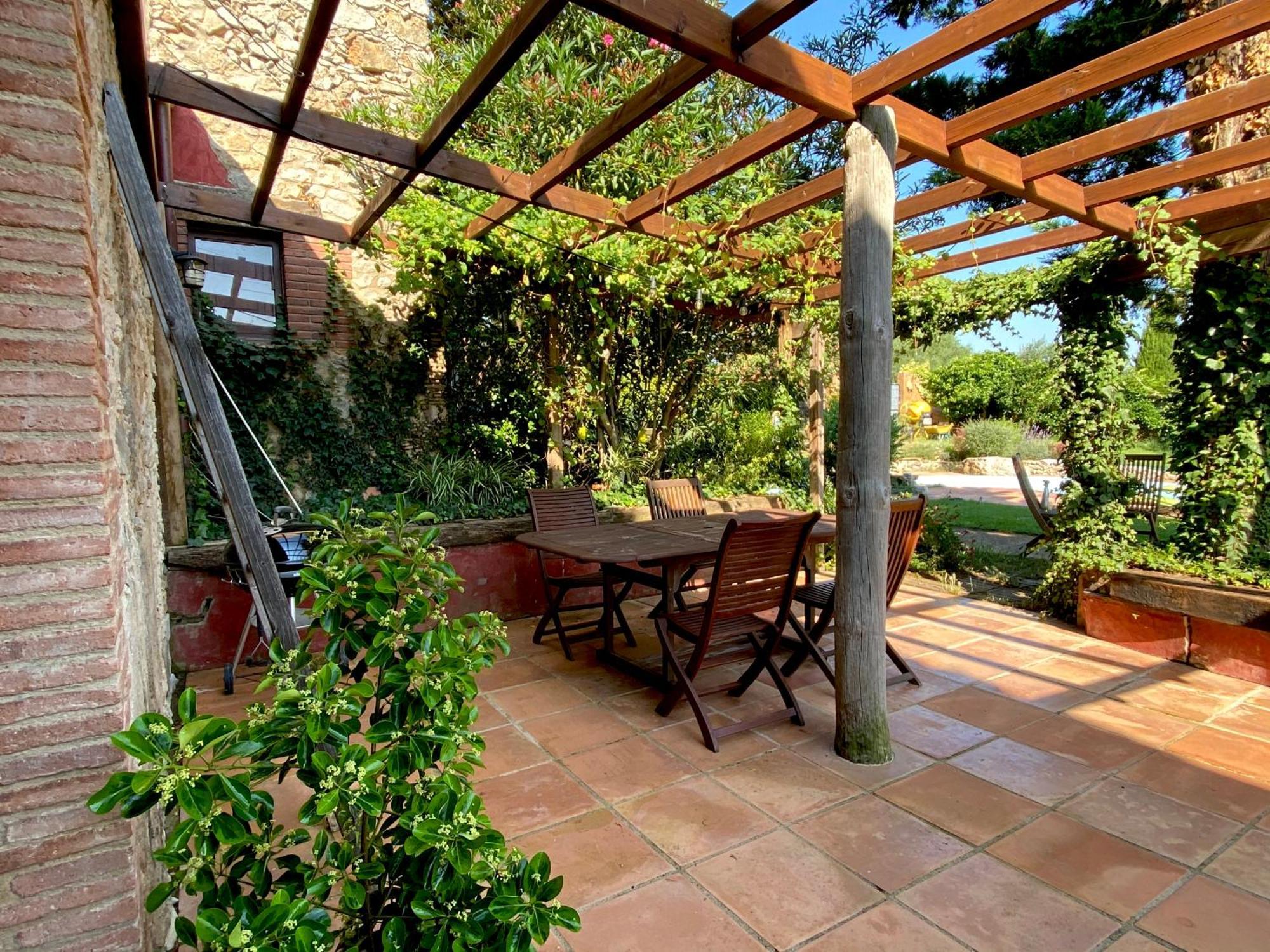 Вилла Santa Caterina - Dog Friendly With Garden Sobrestany Номер фото